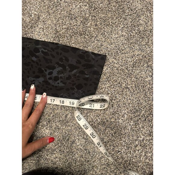 Lululemon Align High-Rise Crop 21" Cheetah Camo Deep Coal Multi Sz 10 EUC - Picture 6 of 6